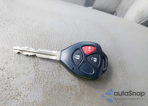 2011 Toyota Rav4 Base V6 z USA, uszkodzony, nr VIN 2T3BK4DV6BW045622